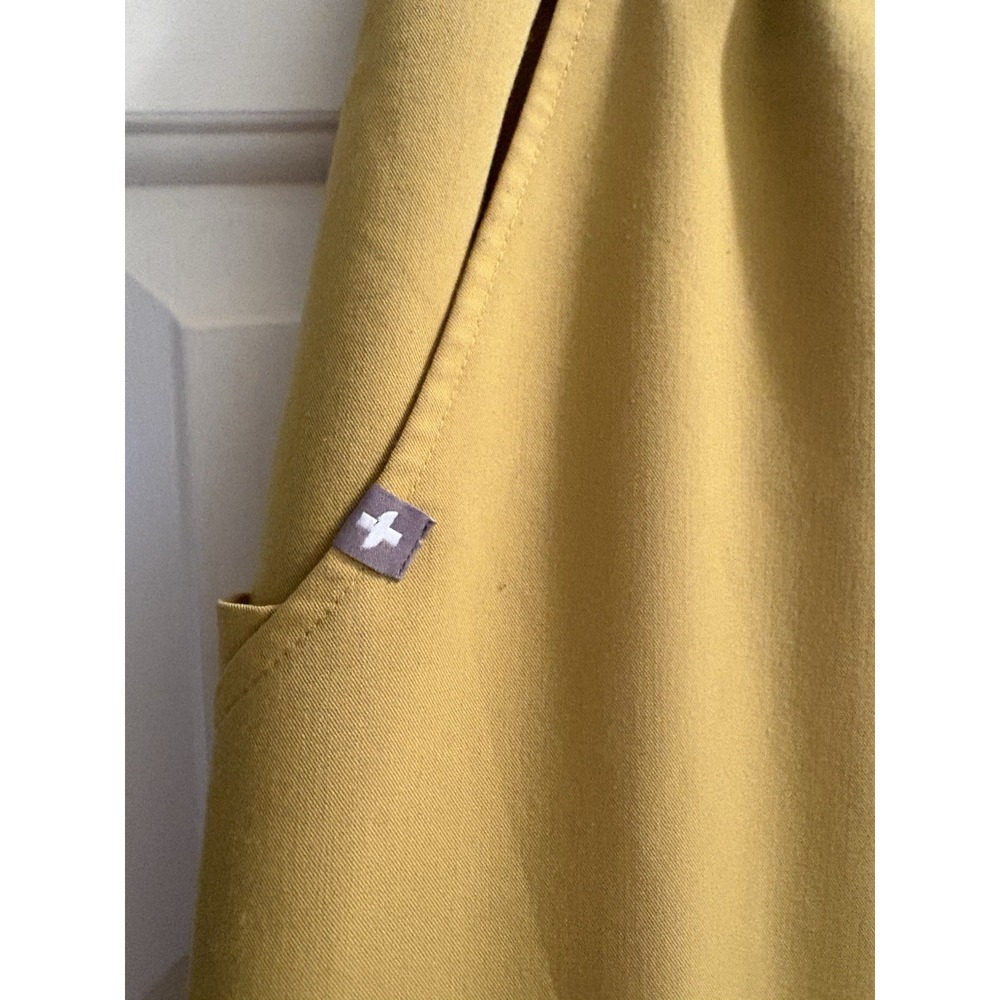 FIGS Zamora Jogger Scrub Pants Size Small - Light Gold - Picture 5 of 6